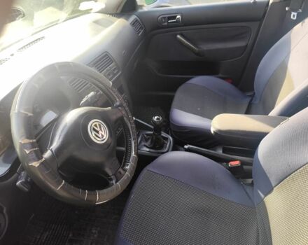 Фольксваген Бора 2001 у Рівному на Automoto.ua Сірий Фольксваген Бора, об'ємом двигуна 1.9 л та пробігом 300 тис. км за 1989 $, фото 4 на Automoto.ua