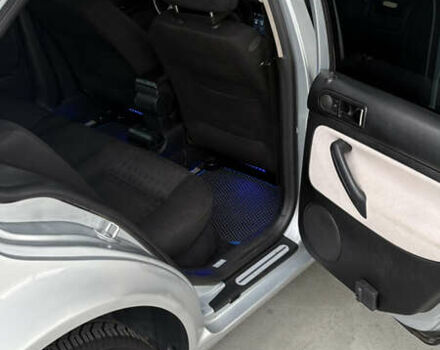 Серый Фольксваген Бора, объемом двигателя 1.6 л и пробегом 273 тыс. км за 4000 $, фото 11 на Automoto.ua