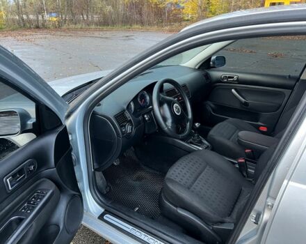 Сірий Фольксваген Бора, об'ємом двигуна 1.6 л та пробігом 259 тис. км за 4250 $, фото 4 на Automoto.ua