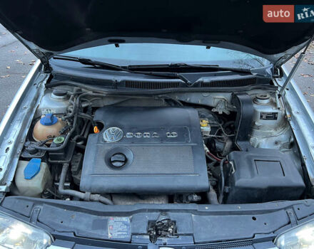 Серый Фольксваген Бора, объемом двигателя 1.6 л и пробегом 259 тыс. км за 4250 $, фото 7 на Automoto.ua