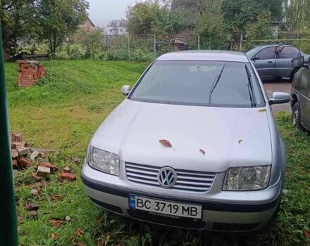 Сірий Фольксваген Бора, об'ємом двигуна 1.6 л та пробігом 285 тис. км за 3900 $, фото 2 на Automoto.ua