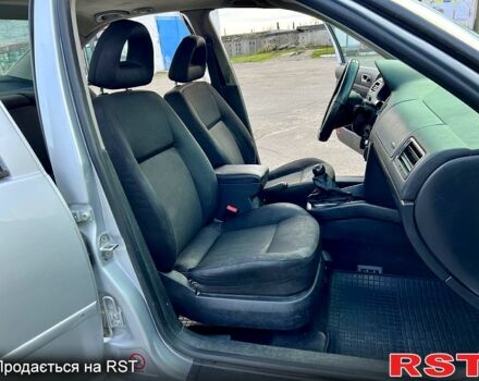 Сірий Фольксваген Бора, об'ємом двигуна 1.6 л та пробігом 275 тис. км за 3100 $, фото 10 на Automoto.ua