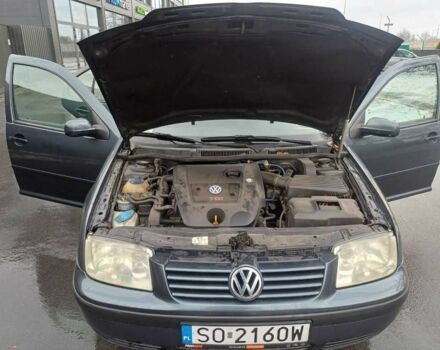 Серый Фольксваген Бора, объемом двигателя 1.9 л и пробегом 308 тыс. км за 2200 $, фото 8 на Automoto.ua