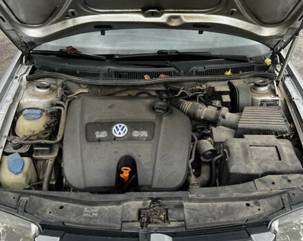 Серый Фольксваген Бора, объемом двигателя 1.6 л и пробегом 234 тыс. км за 4000 $, фото 16 на Automoto.ua