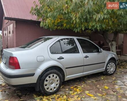 Серый Фольксваген Бора, объемом двигателя 1.6 л и пробегом 330 тыс. км за 4200 $, фото 5 на Automoto.ua