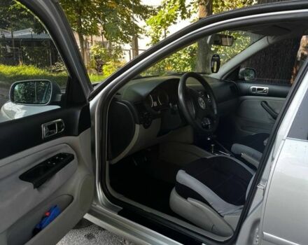 Серый Фольксваген Бора, объемом двигателя 1.6 л и пробегом 300 тыс. км за 3350 $, фото 2 на Automoto.ua