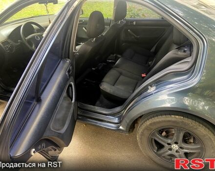 Сірий Фольксваген Бора, об'ємом двигуна 2 л та пробігом 340 тис. км за 4200 $, фото 3 на Automoto.ua