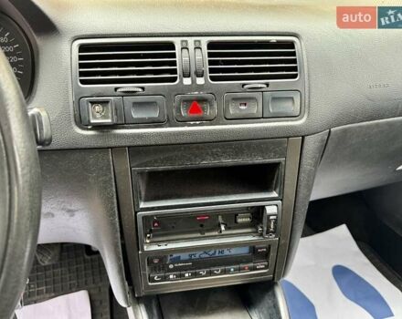 Серый Фольксваген Бора, объемом двигателя 2 л и пробегом 199 тыс. км за 2990 $, фото 26 на Automoto.ua