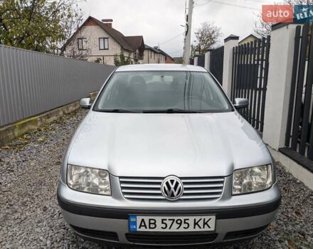 Серый Фольксваген Бора, объемом двигателя 1.6 л и пробегом 330 тыс. км за 4200 $, фото 1 на Automoto.ua