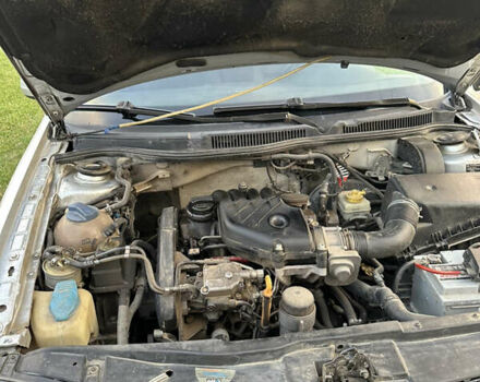 Серый Фольксваген Бора, объемом двигателя 1.9 л и пробегом 460 тыс. км за 3300 $, фото 11 на Automoto.ua