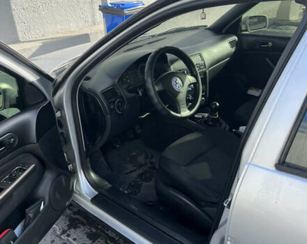 Сірий Фольксваген Бора, об'ємом двигуна 1.6 л та пробігом 388 тис. км за 5100 $, фото 7 на Automoto.ua