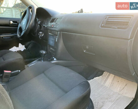 Серый Фольксваген Бора, объемом двигателя 1.6 л и пробегом 290 тыс. км за 2900 $, фото 11 на Automoto.ua