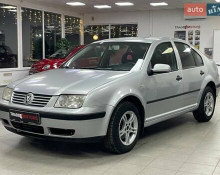 Серый Фольксваген Бора, объемом двигателя 1.98 л и пробегом 366 тыс. км за 3490 $, фото 4 на Automoto.ua