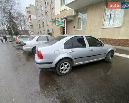 Сірий Фольксваген Бора, об'ємом двигуна 1.6 л та пробігом 303 тис. км за 2699 $, фото 4 на Automoto.ua