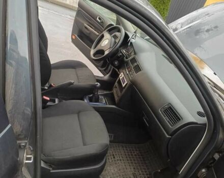 Серый Фольксваген Бора, объемом двигателя 1.9 л и пробегом 308 тыс. км за 2200 $, фото 5 на Automoto.ua