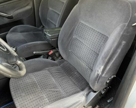 Фольксваген Бора 2002 в Славянске на Automoto.ua Серый Фольксваген Бора, объемом двигателя 1.9 л и пробегом 300 тыс. км за 2550 $, фото 9 на Automoto.ua