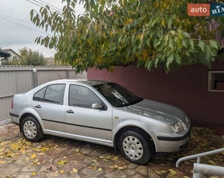 Серый Фольксваген Бора, объемом двигателя 1.6 л и пробегом 330 тыс. км за 4200 $, фото 7 на Automoto.ua