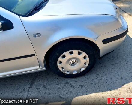 Серый Фольксваген Бора, объемом двигателя 1.6 л и пробегом 300 тыс. км за 3700 $, фото 9 на Automoto.ua