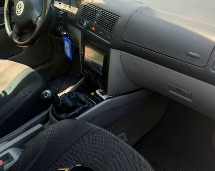 Серый Фольксваген Бора, объемом двигателя 1.6 л и пробегом 300 тыс. км за 3700 $, фото 7 на Automoto.ua