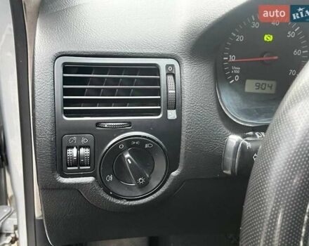 Серый Фольксваген Бора, объемом двигателя 1.6 л и пробегом 236 тыс. км за 5500 $, фото 10 на Automoto.ua