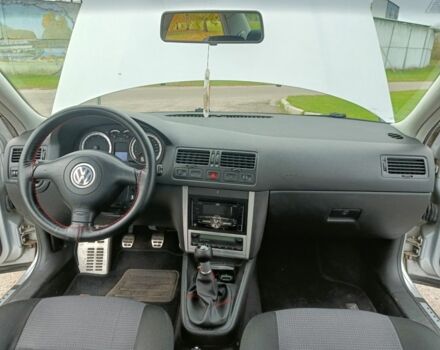 Фольксваген Бора 2003 в Александрие на Automoto.ua Серый Фольксваген Бора, объемом двигателя 1.6 л и пробегом 192 тыс. км за 4800 $, фото 14 на Automoto.ua
