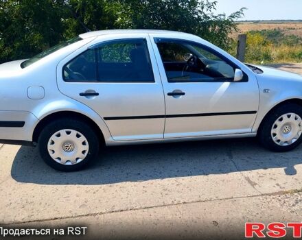 Серый Фольксваген Бора, объемом двигателя 1.6 л и пробегом 300 тыс. км за 3700 $, фото 8 на Automoto.ua