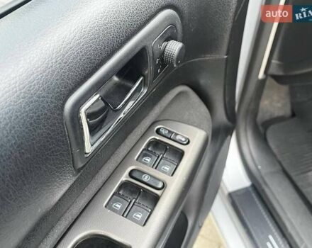 Серый Фольксваген Бора, объемом двигателя 1.6 л и пробегом 236 тыс. км за 5500 $, фото 9 на Automoto.ua