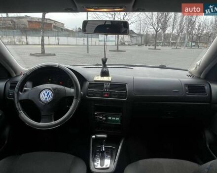Серый Фольксваген Бора, объемом двигателя 1.6 л и пробегом 236 тыс. км за 5500 $, фото 15 на Automoto.ua