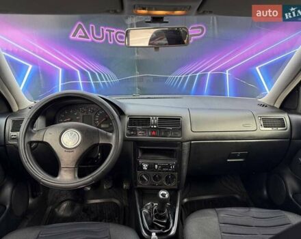 Сірий Фольксваген Бора, об'ємом двигуна 1.6 л та пробігом 209 тис. км за 3299 $, фото 8 на Automoto.ua