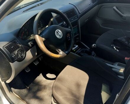 Серый Фольксваген Бора, объемом двигателя 1.6 л и пробегом 300 тыс. км за 3700 $, фото 11 на Automoto.ua