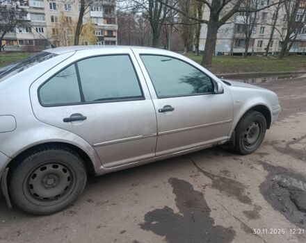 Серый Фольксваген Бора, объемом двигателя 1.6 л и пробегом 500 тыс. км за 3600 $, фото 3 на Automoto.ua