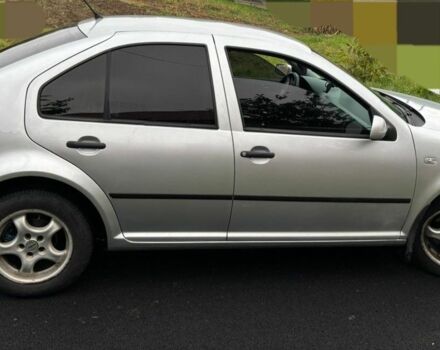 Сірий Фольксваген Бора, об'ємом двигуна 1.6 л та пробігом 320 тис. км за 3603 $, фото 2 на Automoto.ua