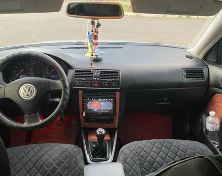 Фольксваген Бора 2004 в Николаеве на Automoto.ua Серый Фольксваген Бора, объемом двигателя 1.6 л и пробегом 268 тыс. км за 4300 $, фото 5 на Automoto.ua