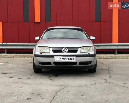 Серый Фольксваген Бора, объемом двигателя 1.6 л и пробегом 242 тыс. км за 4190 $, фото 2 на Automoto.ua