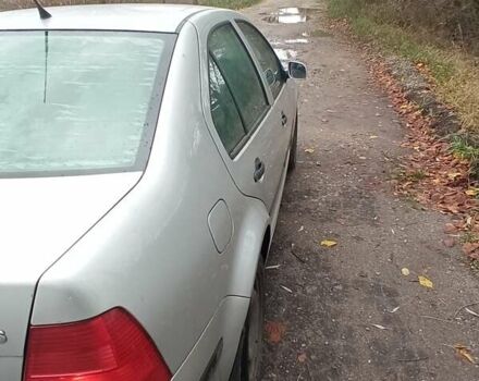 Серый Фольксваген Бора, объемом двигателя 1.6 л и пробегом 308 тыс. км за 3400 $, фото 8 на Automoto.ua