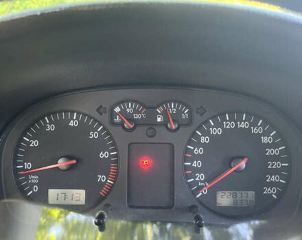 Сірий Фольксваген Бора, об'ємом двигуна 1.6 л та пробігом 232 тис. км за 3500 $, фото 7 на Automoto.ua