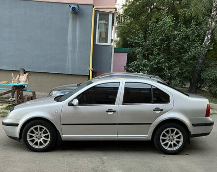 Сірий Фольксваген Бора, об'ємом двигуна 1.6 л та пробігом 232 тис. км за 3500 $, фото 2 на Automoto.ua