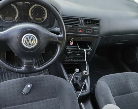 Серый Фольксваген Бора, объемом двигателя 1.6 л и пробегом 270 тыс. км за 3700 $, фото 5 на Automoto.ua