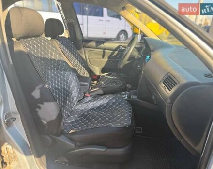 Серый Фольксваген Бора, объемом двигателя 1.6 л и пробегом 295 тыс. км за 4490 $, фото 11 на Automoto.ua