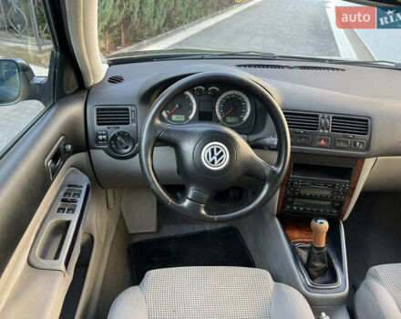 Серый Фольксваген Бора, объемом двигателя 1.78 л и пробегом 280 тыс. км за 4250 $, фото 6 на Automoto.ua