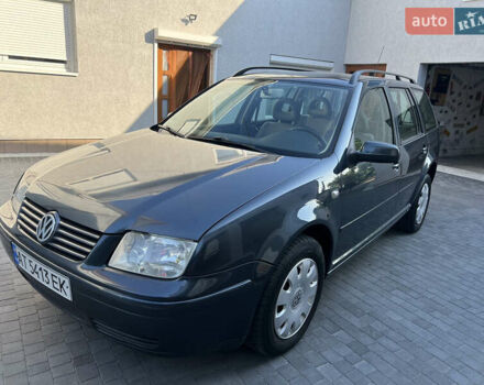 Серый Фольксваген Бора, объемом двигателя 1.78 л и пробегом 280 тыс. км за 4250 $, фото 3 на Automoto.ua