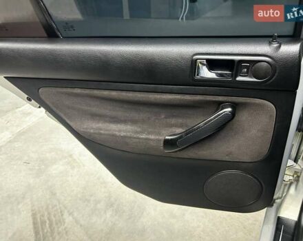 Серый Фольксваген Бора, объемом двигателя 1.6 л и пробегом 279 тыс. км за 5000 $, фото 16 на Automoto.ua