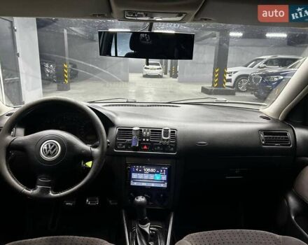 Серый Фольксваген Бора, объемом двигателя 1.6 л и пробегом 279 тыс. км за 5000 $, фото 6 на Automoto.ua