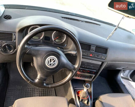 Сірий Фольксваген Бора, об'ємом двигуна 1.8 л та пробігом 290 тис. км за 4000 $, фото 4 на Automoto.ua