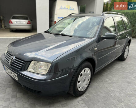 Серый Фольксваген Бора, объемом двигателя 1.78 л и пробегом 280 тыс. км за 4250 $, фото 52 на Automoto.ua