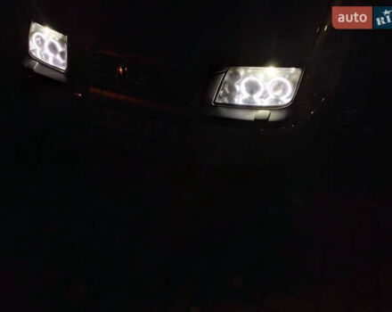 Сірий Фольксваген Бора, об'ємом двигуна 1.8 л та пробігом 290 тис. км за 4000 $, фото 3 на Automoto.ua