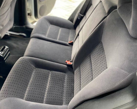 Серый Фольксваген Бора, объемом двигателя 1.6 л и пробегом 325 тыс. км за 4000 $, фото 17 на Automoto.ua