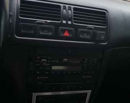 Серый Фольксваген Бора, объемом двигателя 1.6 л и пробегом 250 тыс. км за 5000 $, фото 7 на Automoto.ua