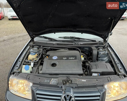 Серый Фольксваген Бора, объемом двигателя 1.6 л и пробегом 200 тыс. км за 3700 $, фото 18 на Automoto.ua