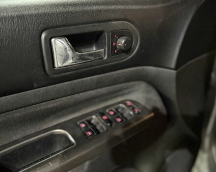 Серый Фольксваген Бора, объемом двигателя 1.9 л и пробегом 240 тыс. км за 1999 $, фото 6 на Automoto.ua